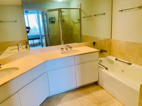 888 Brickell Key Drive Miami FL 33131