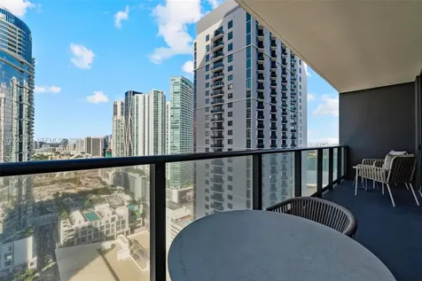 601 NE 1st Avenue Miami FL 33132