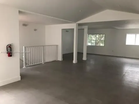 929 Collins Avenue Miami Beach FL 33139
