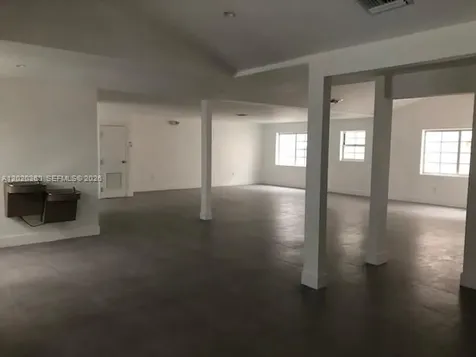 929 Collins Avenue Miami Beach FL 33139