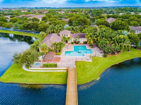 2548 Centergate Drive Miramar FL 33025