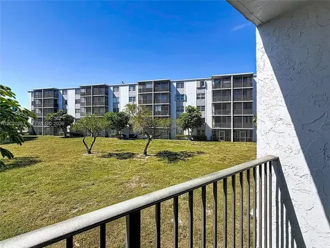 8740 N Sherman Circle Miramar FL 33025