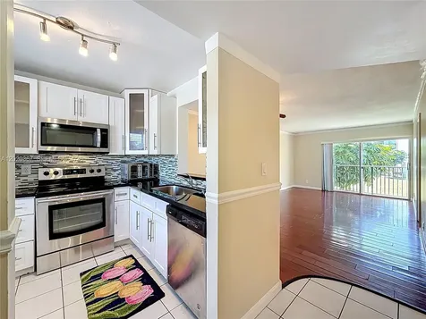 8740 N Sherman Circle Miramar FL 33025