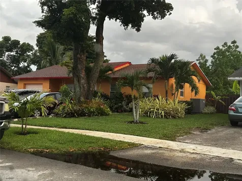 7922 SW 4th Place North Lauderdale FL 33068