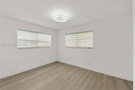 317 NW 27th Street Wilton Manors FL 33311