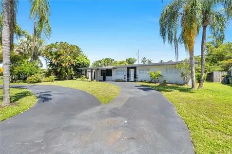 317 NW 27th Street Wilton Manors FL 33311