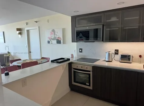 20505 E Country Club Drive Aventura FL 33180