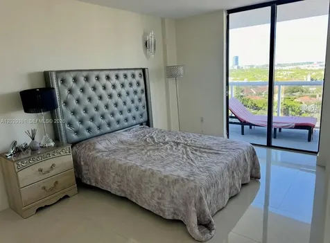 20505 E Country Club Drive Aventura FL 33180