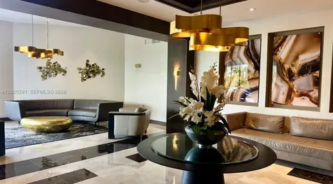 20505 E Country Club Drive Aventura FL 33180