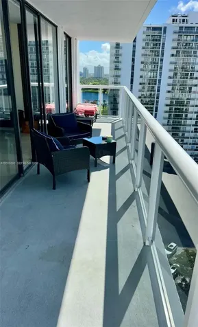 20505 E Country Club Drive Aventura FL 33180