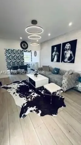 1670 SW 20th Street Miami FL 33145