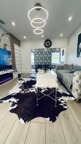 1670 SW 20th Street Miami FL 33145