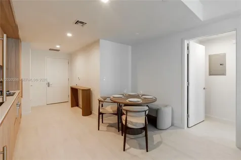 77 SE 5th Street Miami FL 33131