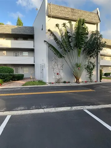 7797 Golf Cir Drive Margate FL 33063