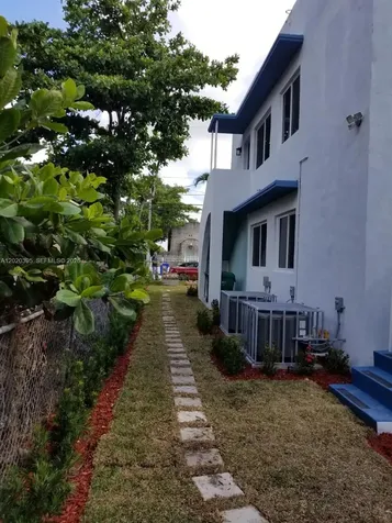 354 NW 59th Terrace Miami FL 33127