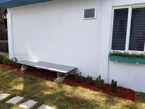 354 NW 59th Terrace Miami FL 33127