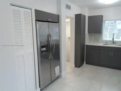 354 NW 59th Terrace Miami FL 33127