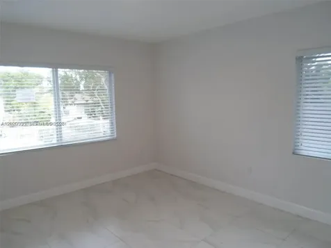 354 NW 59th Terrace Miami FL 33127