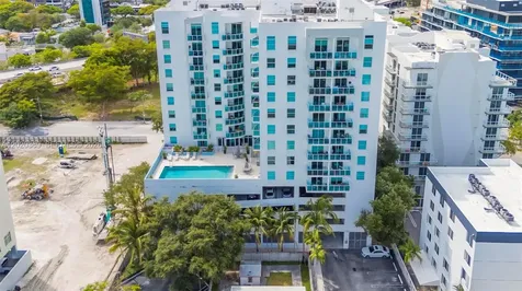 1723 SW 2nd Avenue Miami FL 33129