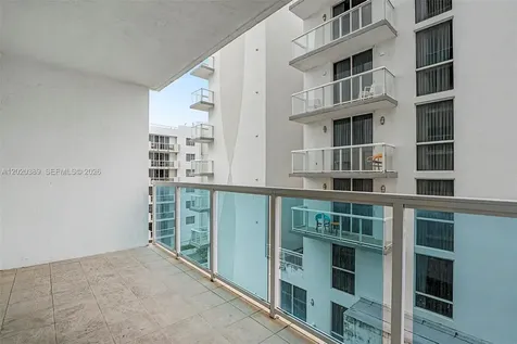 1723 SW 2nd Avenue Miami FL 33129