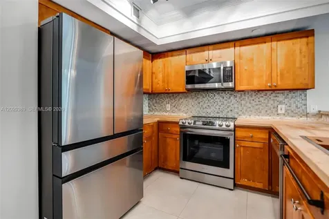 1723 SW 2nd Avenue Miami FL 33129