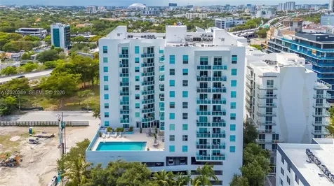 1723 SW 2nd Avenue Miami FL 33129