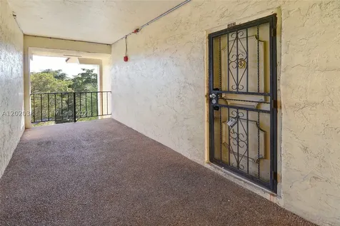 11905 NE 2nd Avenue North Miami FL 33161