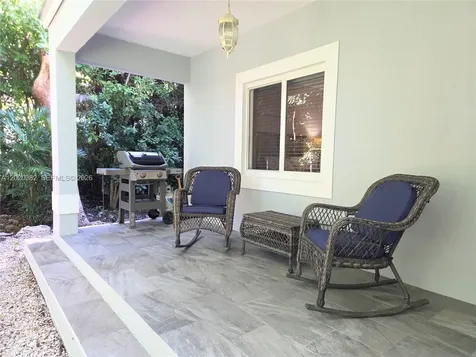 11 Pompano Avenue Key Largo FL 33037