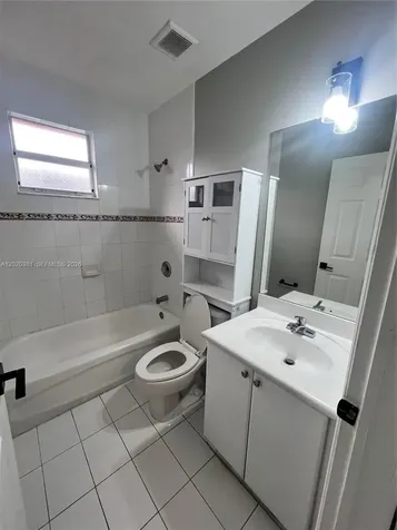 16940 SW 94th Avenue Palmetto Bay FL 33157
