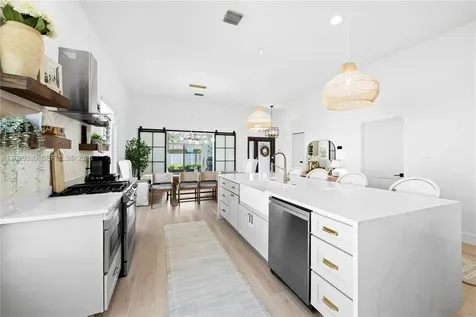 1804 NW 145th Terrace Pembroke Pines FL 33028