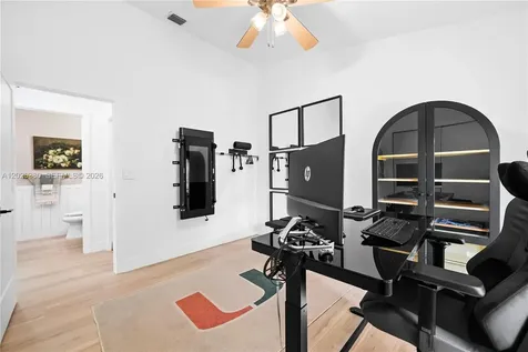 1804 NW 145th Terrace Pembroke Pines FL 33028