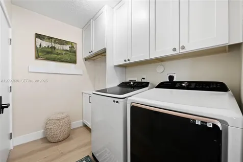 1804 NW 145th Terrace Pembroke Pines FL 33028