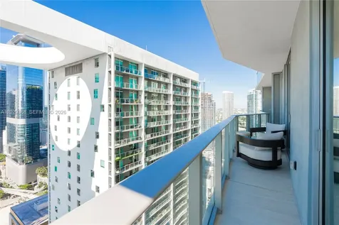 77 SE 5th Street Miami FL 33131