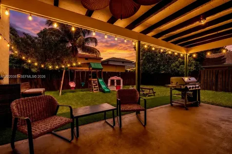 5121 NW 87th Avenue Lauderhill FL 33351