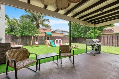5121 NW 87th Avenue Lauderhill FL 33351