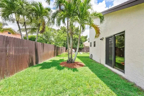 5121 NW 87th Avenue Lauderhill FL 33351