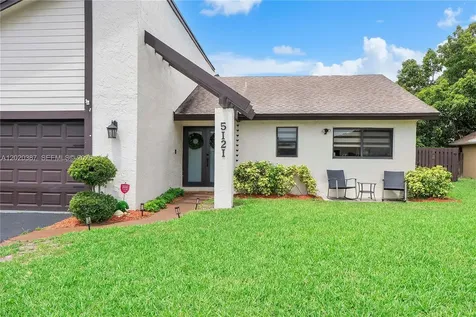 5121 NW 87th Avenue Lauderhill FL 33351