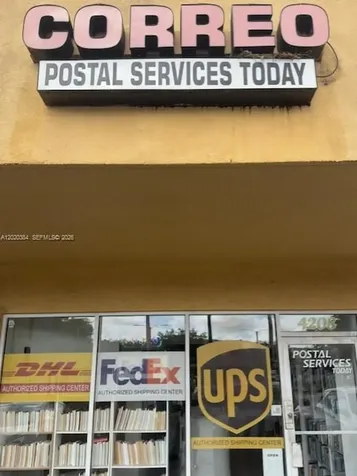 Xxxx W 16th Avenue Hialeah FL 33012