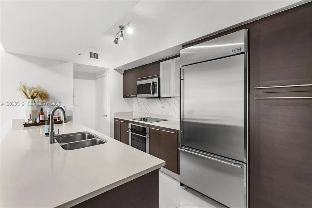 55 SE 6th Street Miami FL 33131