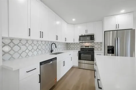 7971 NW 179th Street Hialeah FL 33015
