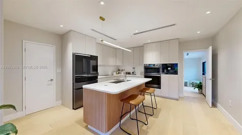 1277 SW 19th Street Miami FL 33145