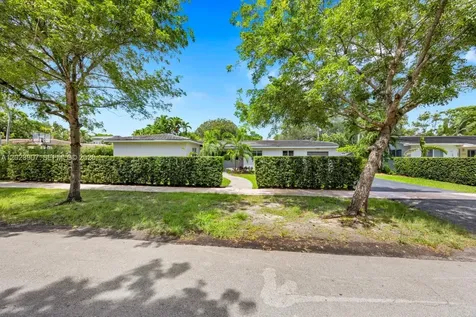 6610 Santona Street Coral Gables FL 33146
