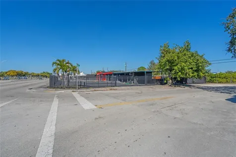 10801 NW 27th Avenue Miami FL 33167