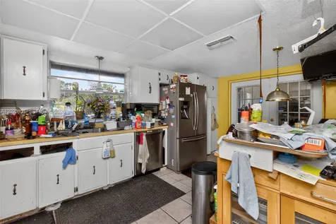 7215 Maplehurst Drive Other City - In The State Of Florida FL 34668
