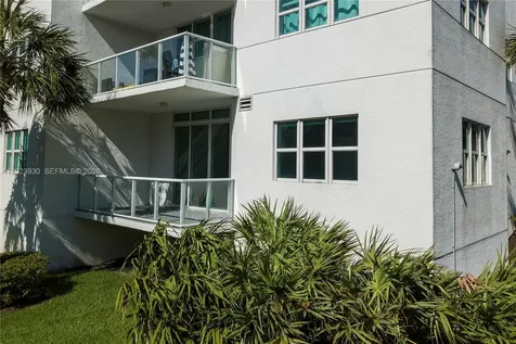 15051 Royal Oaks Lane North Miami FL 33181