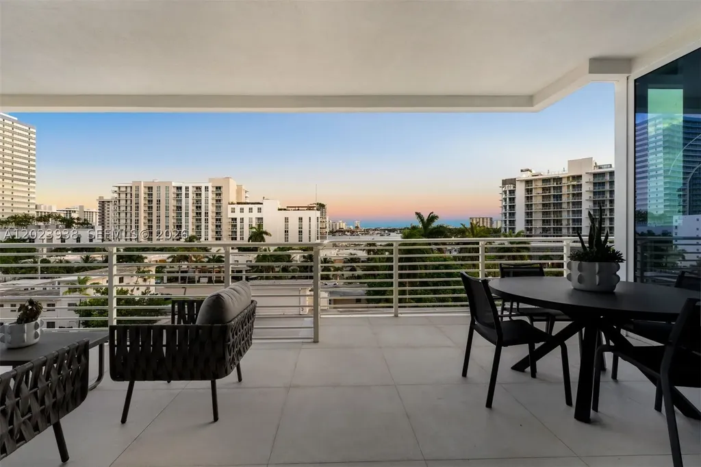 527 Orton Avenue Fort Lauderdale FL 33304