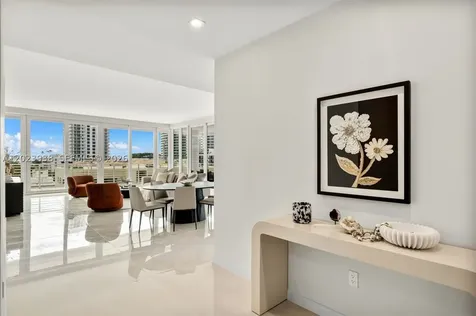 527 Orton Avenue Fort Lauderdale FL 33304