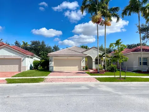 953 Tanglewood Circle Weston FL 33327