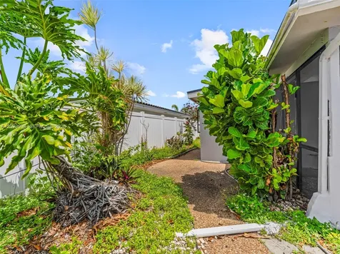 3310 NW 66th Street Fort Lauderdale FL 33309