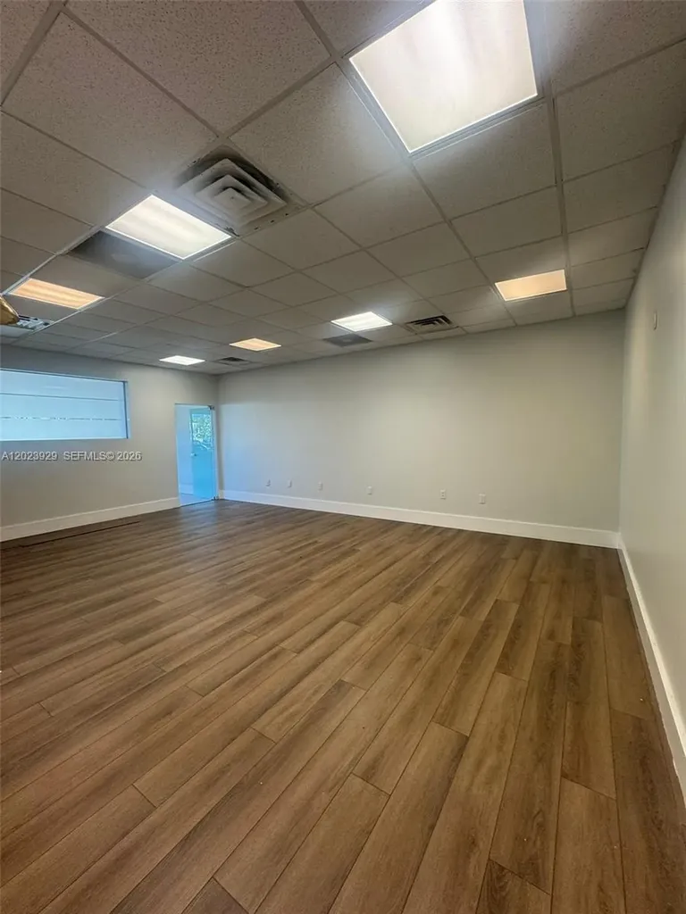 3098 Stirling Road Hollywood FL 33021